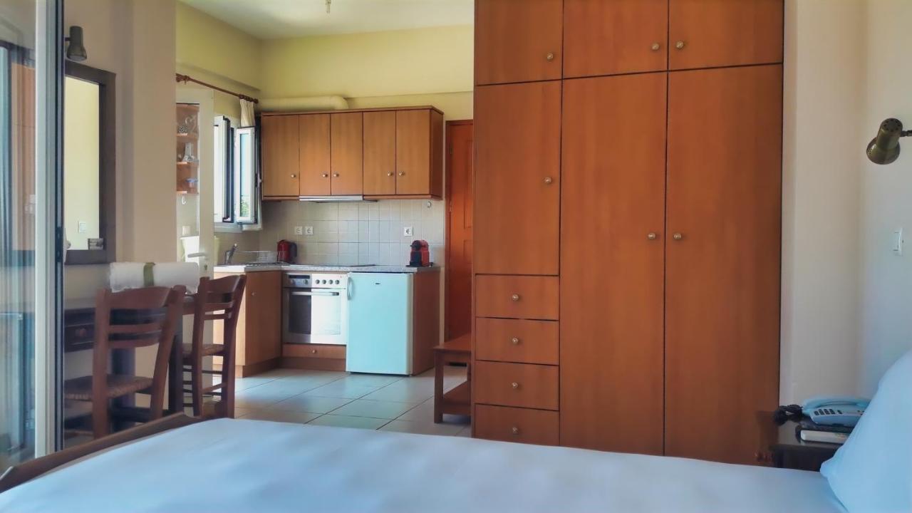 Vasiliki Apartments Ступа Экстерьер фото