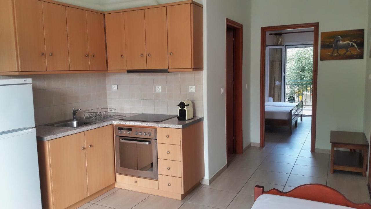 Vasiliki Apartments Ступа Экстерьер фото