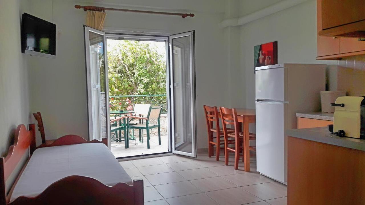 Vasiliki Apartments Ступа Экстерьер фото
