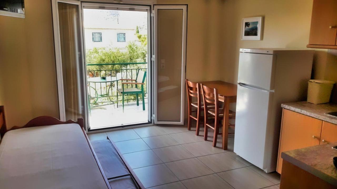 Vasiliki Apartments Ступа Экстерьер фото