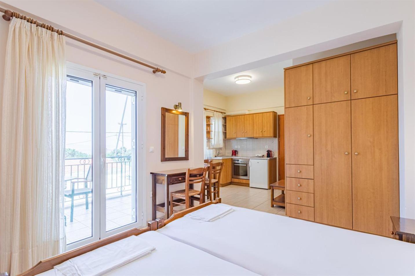 Vasiliki Apartments Ступа Экстерьер фото
